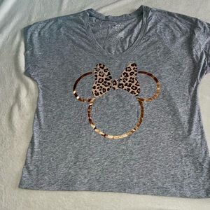 Disney Juniors Minnie Leo Bow T-Shirt